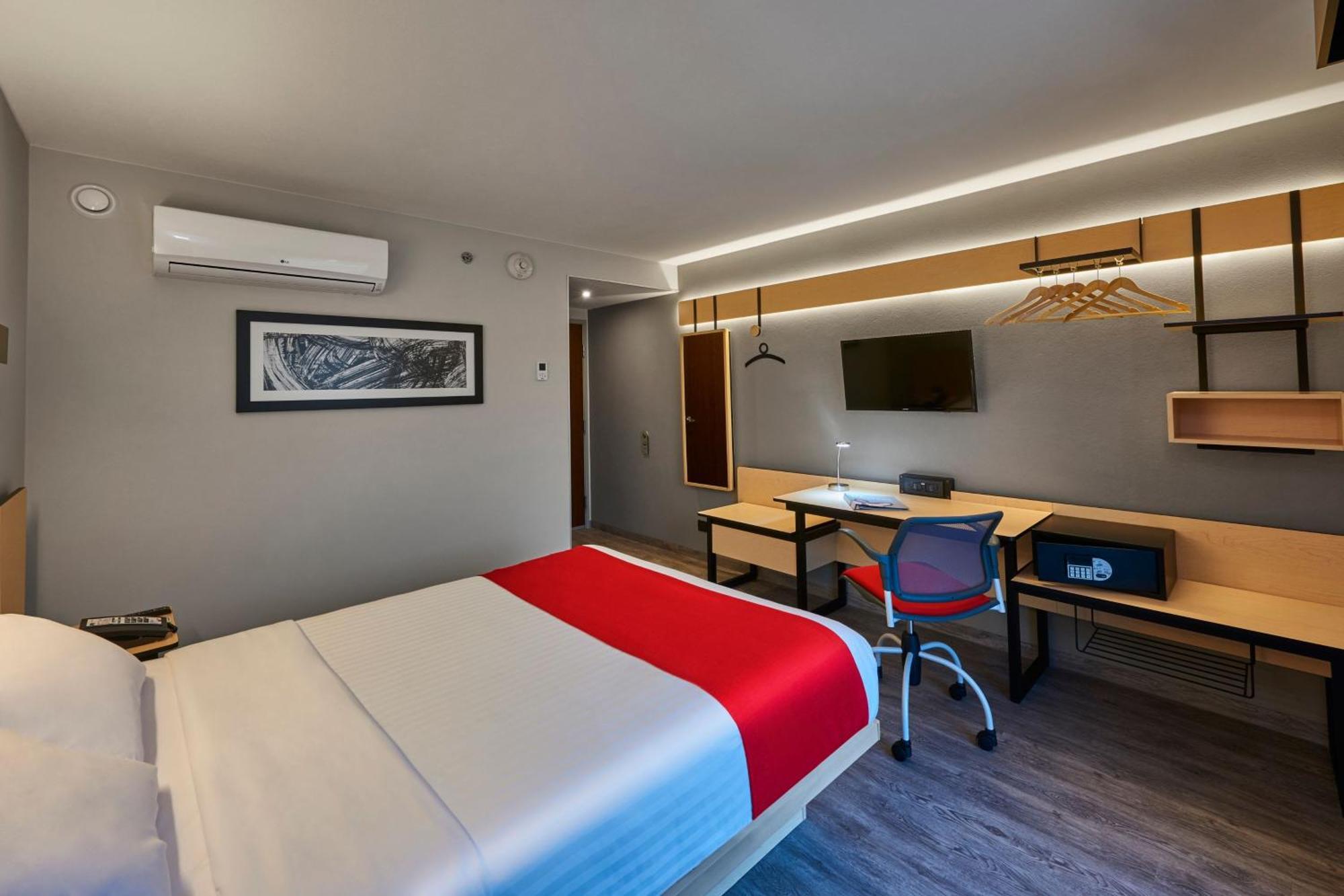 City Express Plus By Marriott Leon Centro De Convenciones Buitenkant foto
