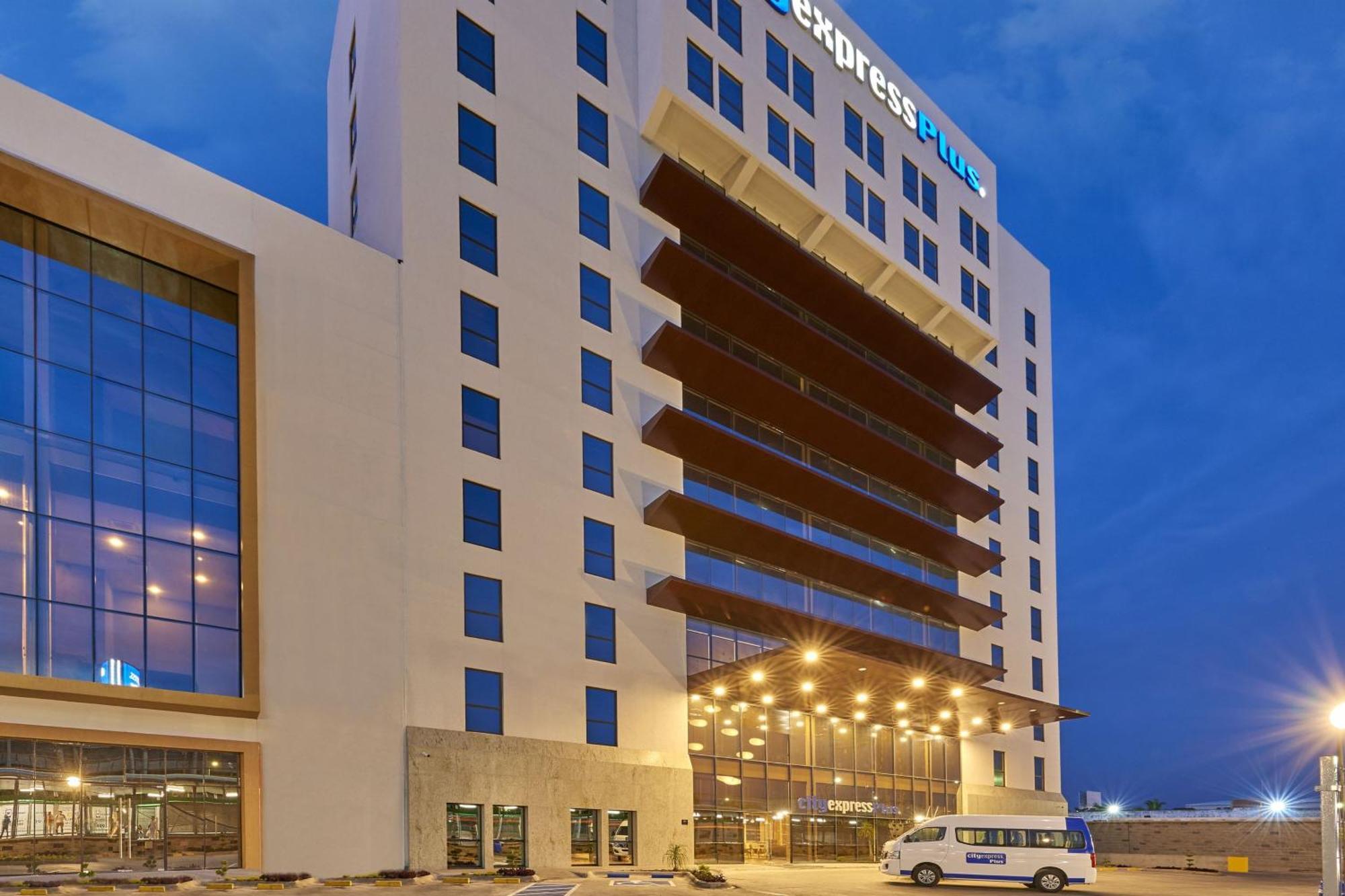 City Express Plus By Marriott Leon Centro De Convenciones Buitenkant foto