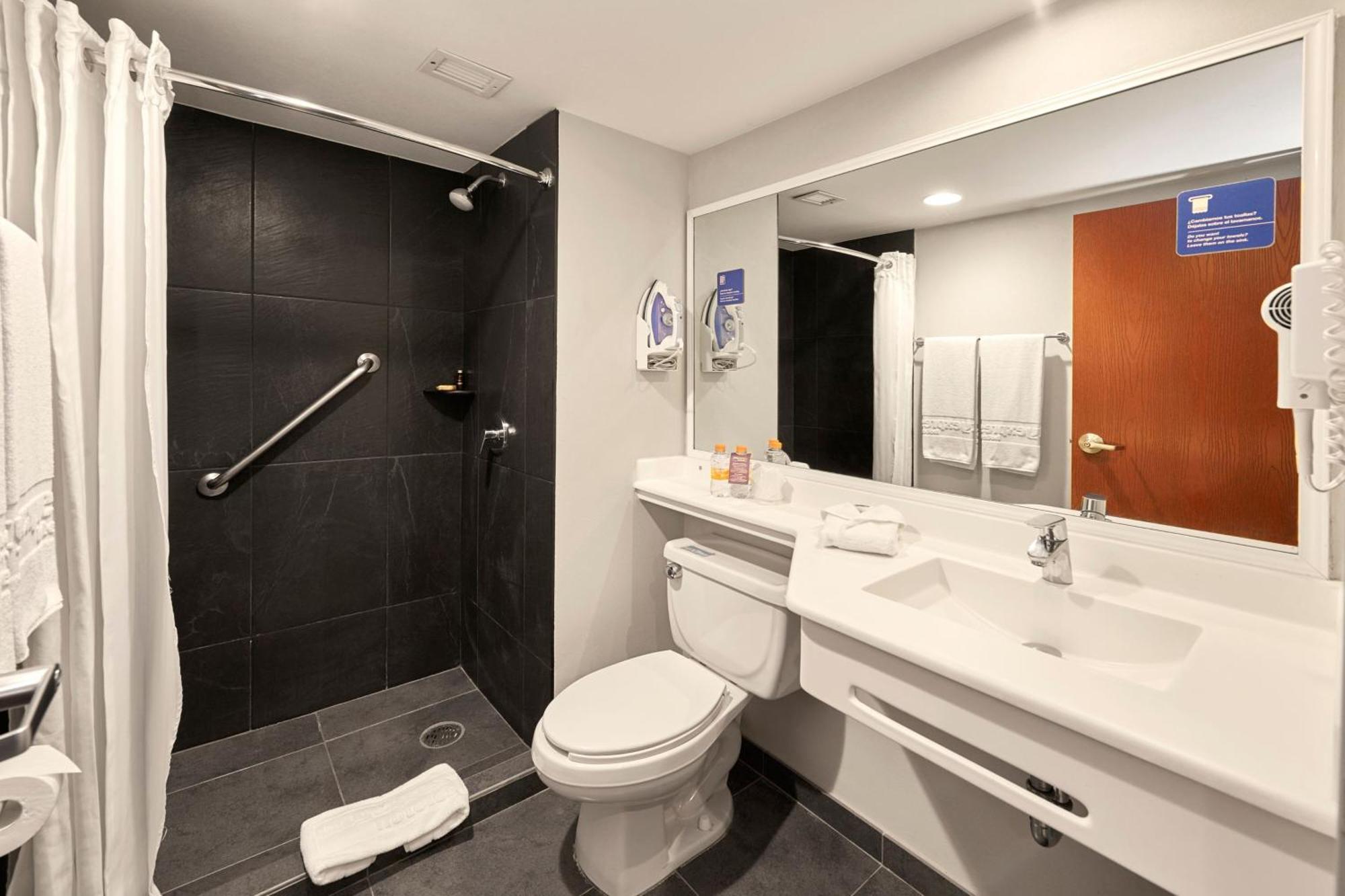 City Express Plus By Marriott Leon Centro De Convenciones Buitenkant foto